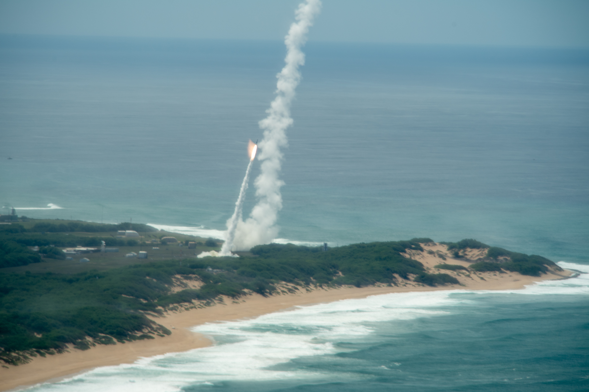 Oct. 25, 2023: Two short-range ballistic missile targets are launched from the Pacific Missile Range Facility (PMRF) in Kauai, Hawaii, as part of Vigilant Wyvern/Flight Test Aegis Weapon System-48, a joint test of the U.S. Navy Program Executive Officer Integrated Warfare Systems and the Missile Defense Agency (MDA).