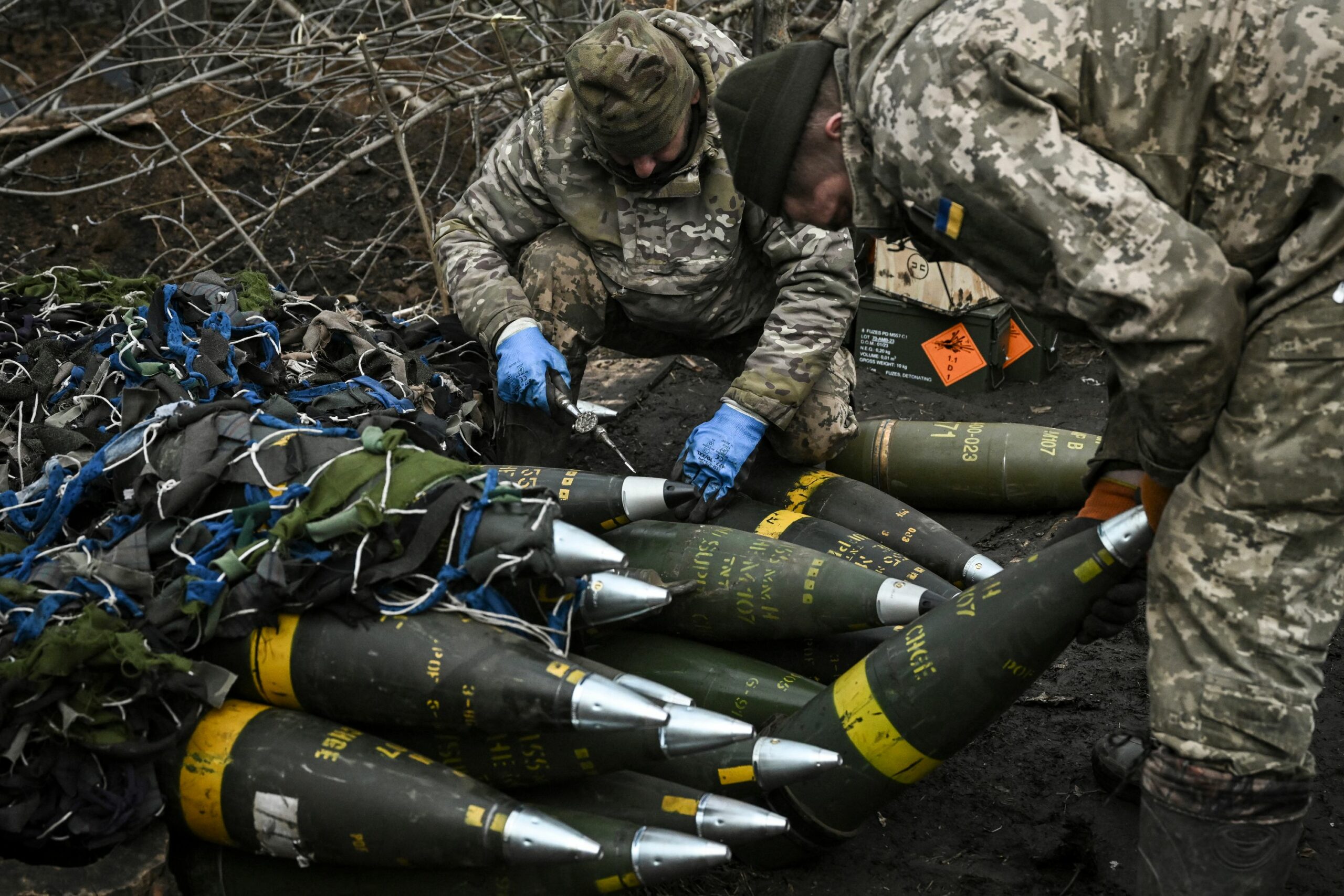 155mm shells