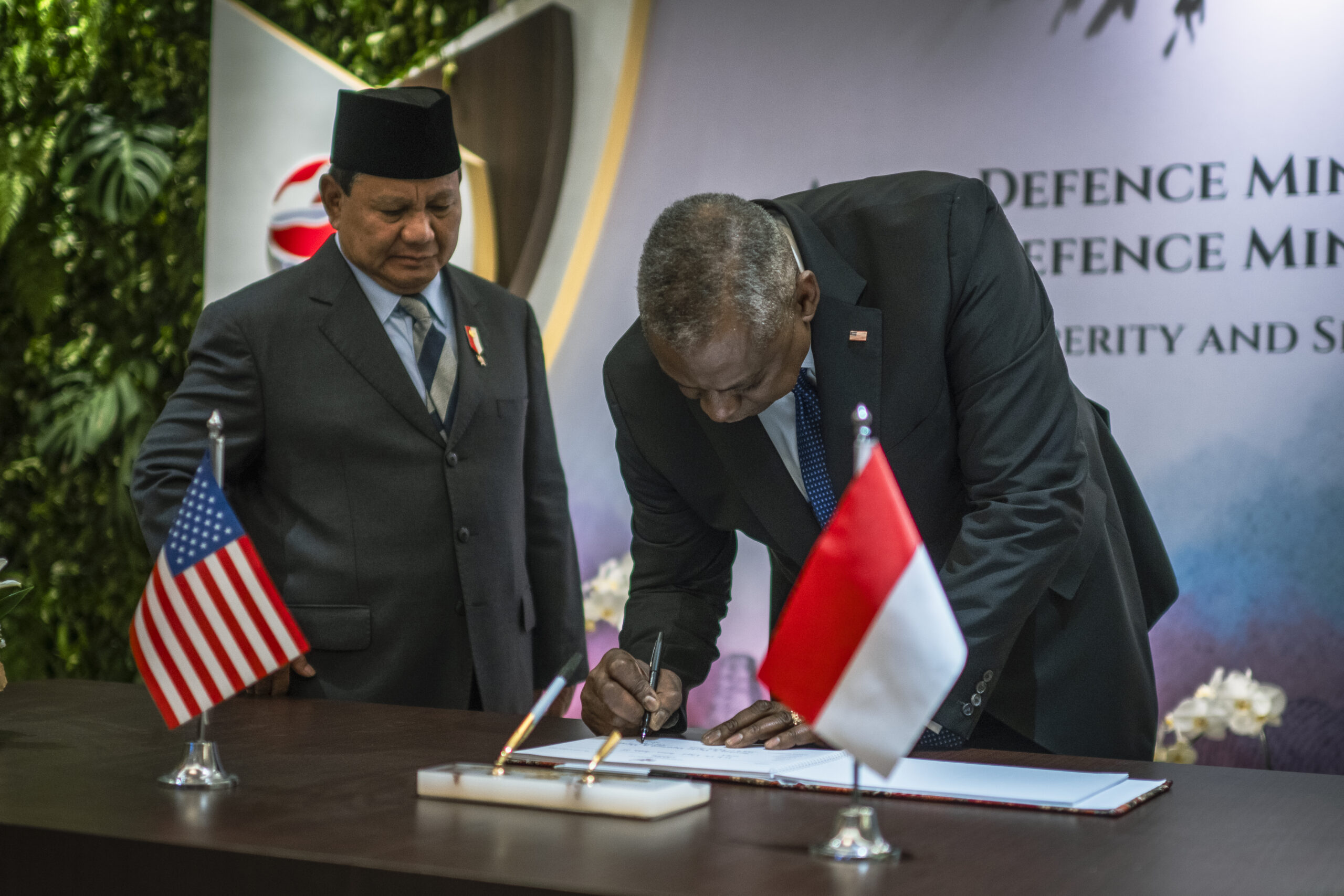 Secretary of Defense Lloyd J. Austin III attends the 10th ASEAN Defense Ministers' Meeting (ADMM)-Plus in Jakarta, Indonesia, Nov. 15, 2023. (DoD photo by Chad J. McNeeley)