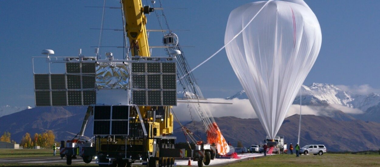 stratospheric spy balloon