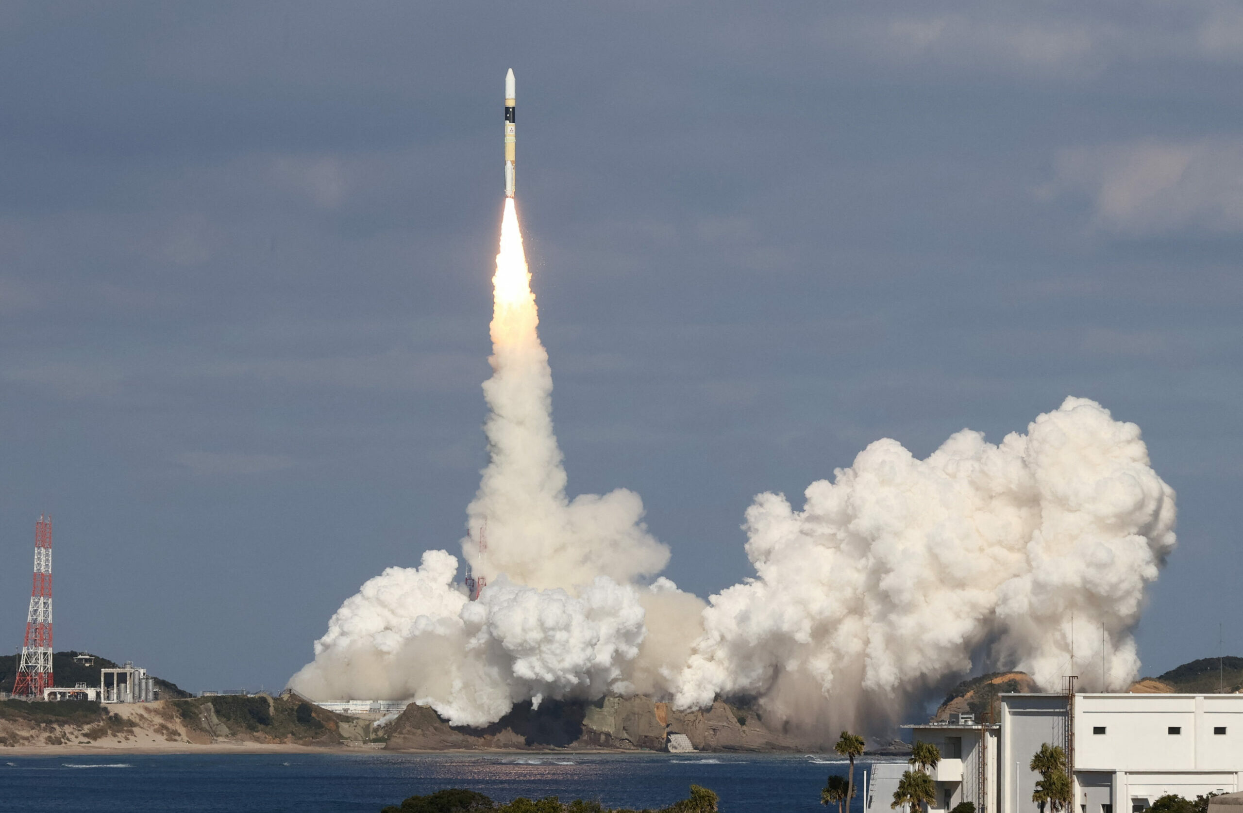 Japan satellite launch
