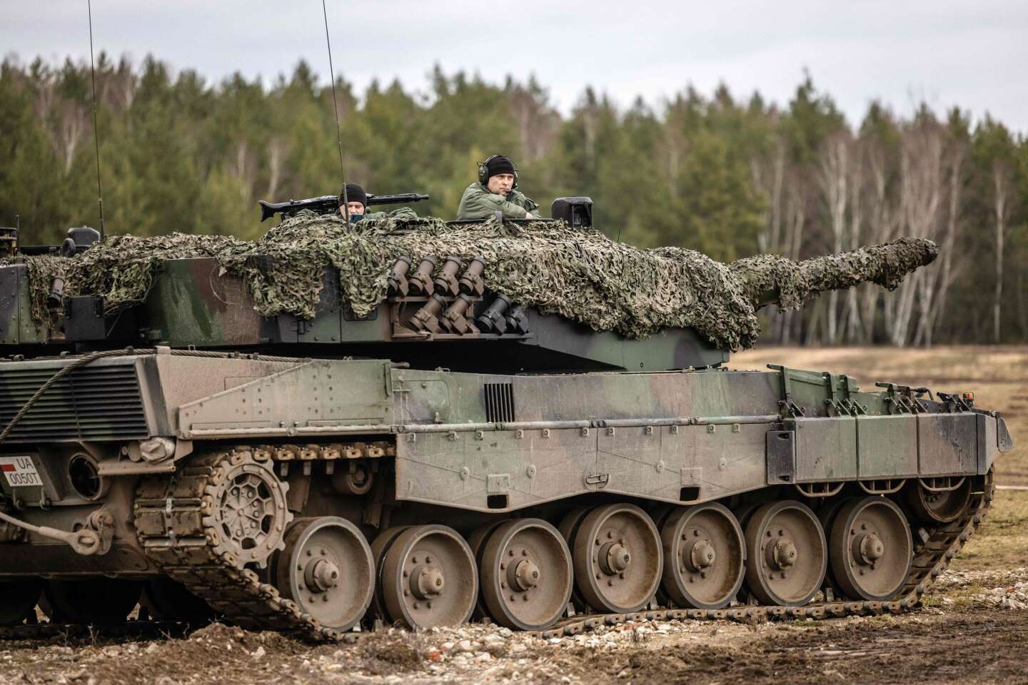 Leopard 2 tank