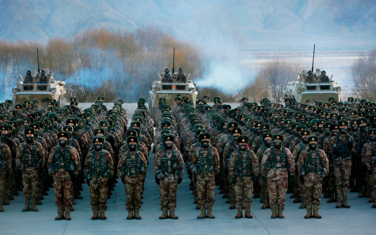 Chinese soldiers