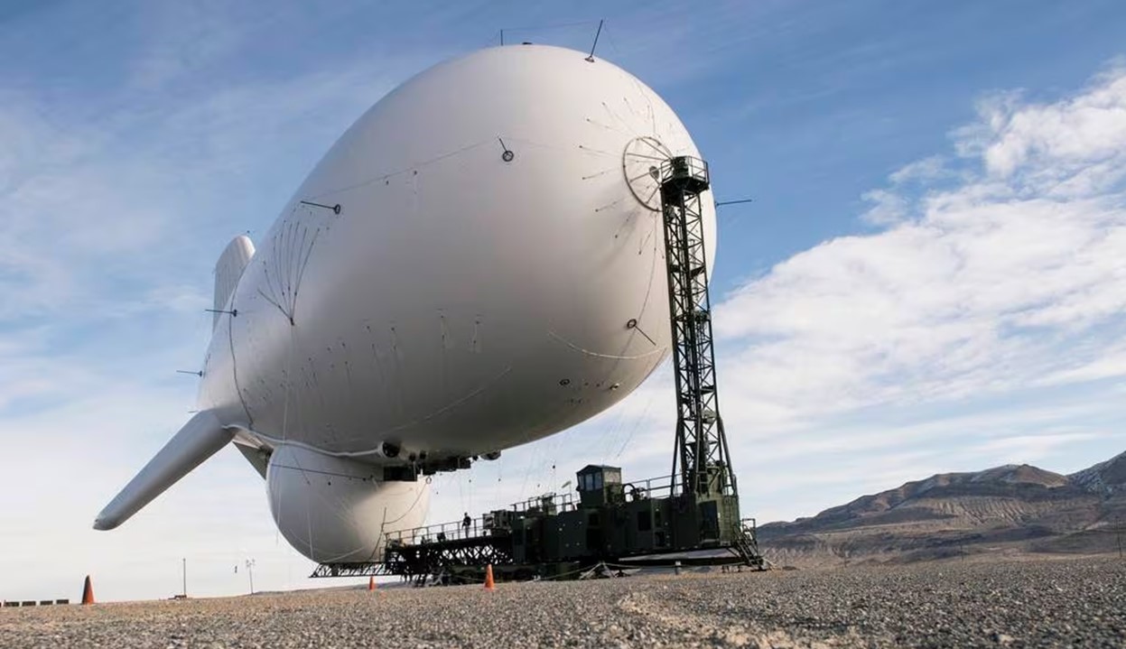 Raytheon's aerostat