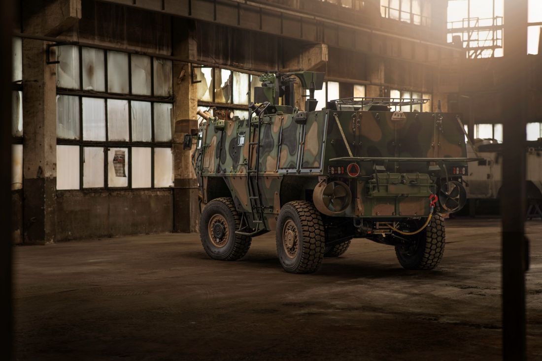 Kleszcz (Bóbr 3) light armored reconnaissance personnel carrier. Photo: AMZ-Kutnos
