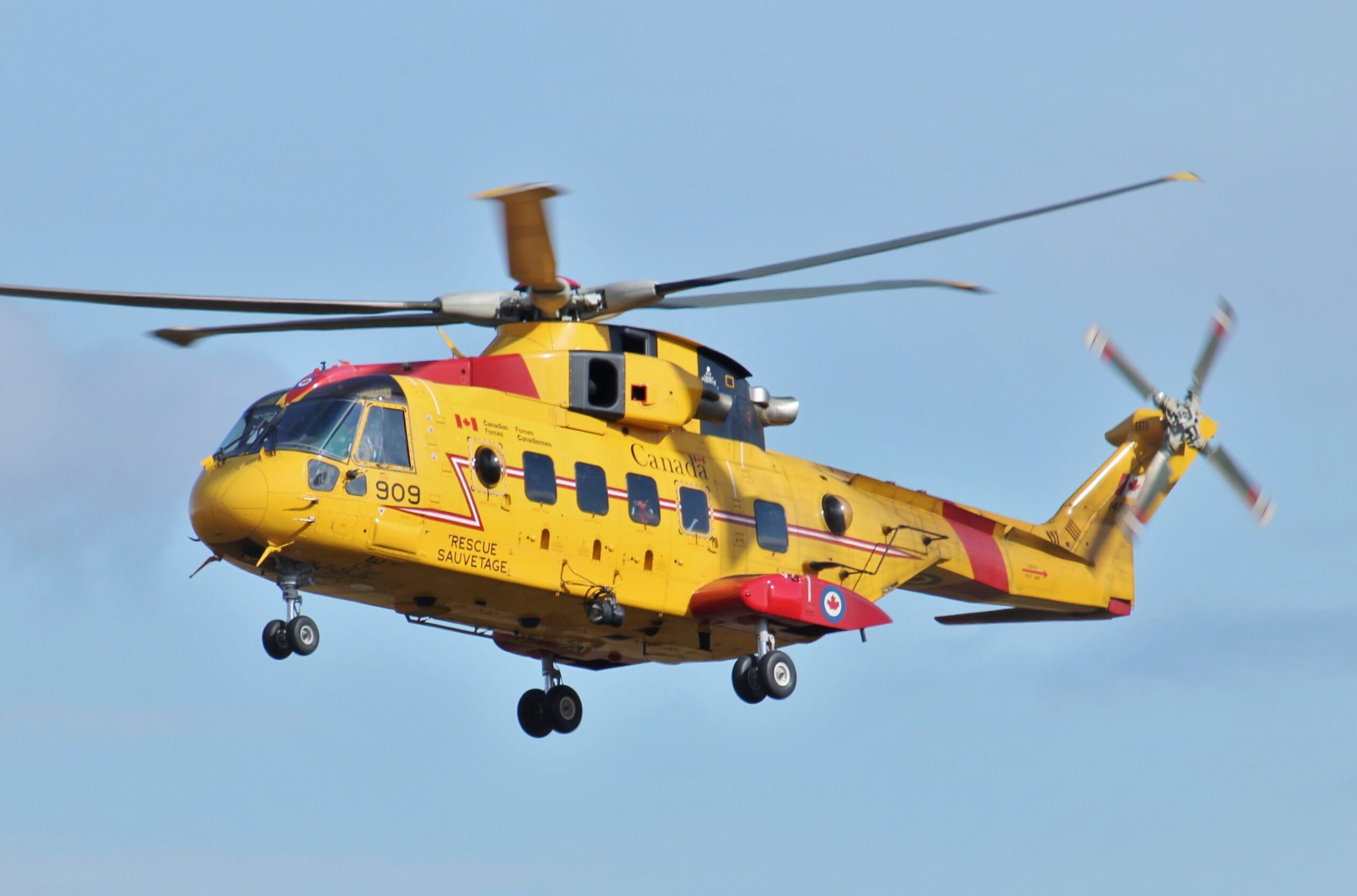 CH-149 helicopter
