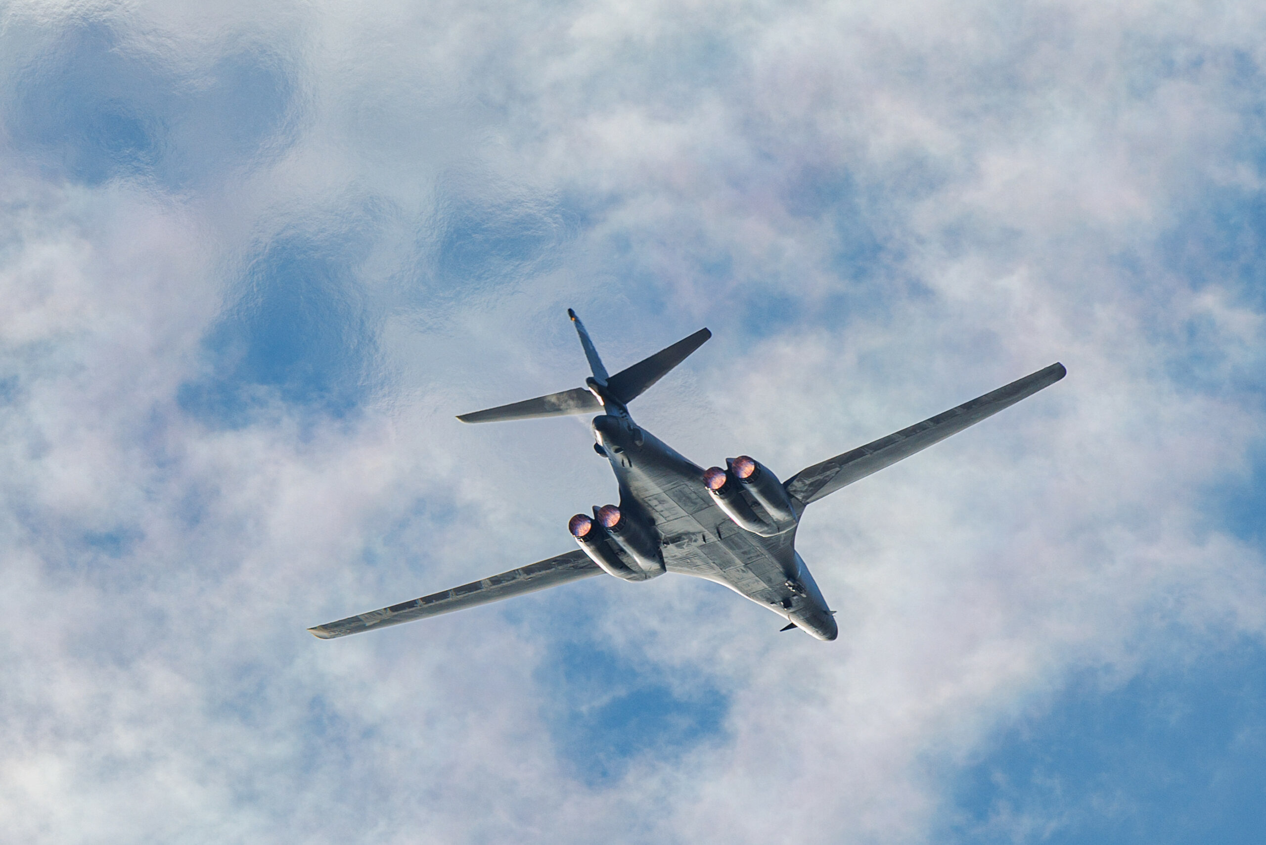 A B-1B Lancer assigned to the 419th Flight Test Squadron takes off from Edwards Air Force Base, California, to conduct flight tests on the Load Adaptable Modular pylon