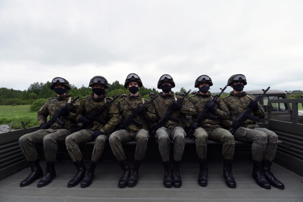 Russian soldiers