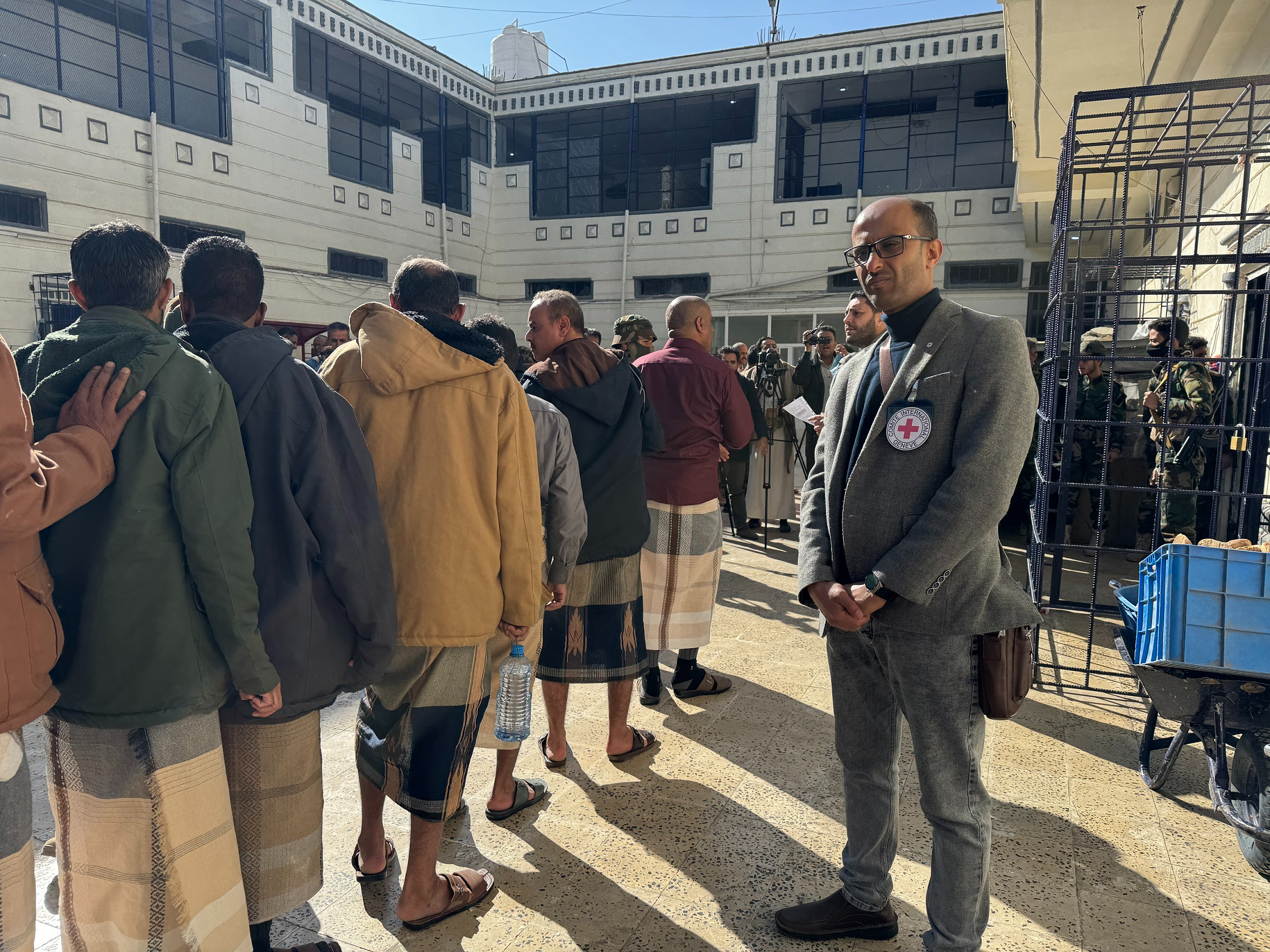 Conflict-related detainees were released in Sana’a. Photo: International Committee of the Red Cross