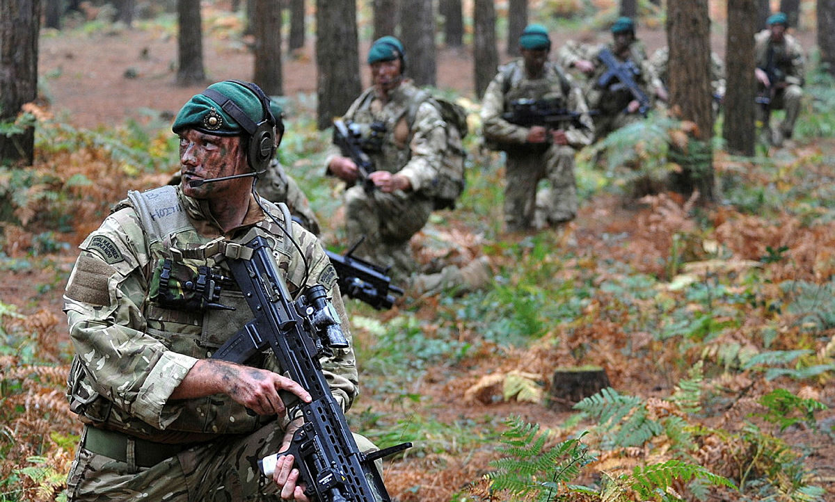 SA-80 rifles