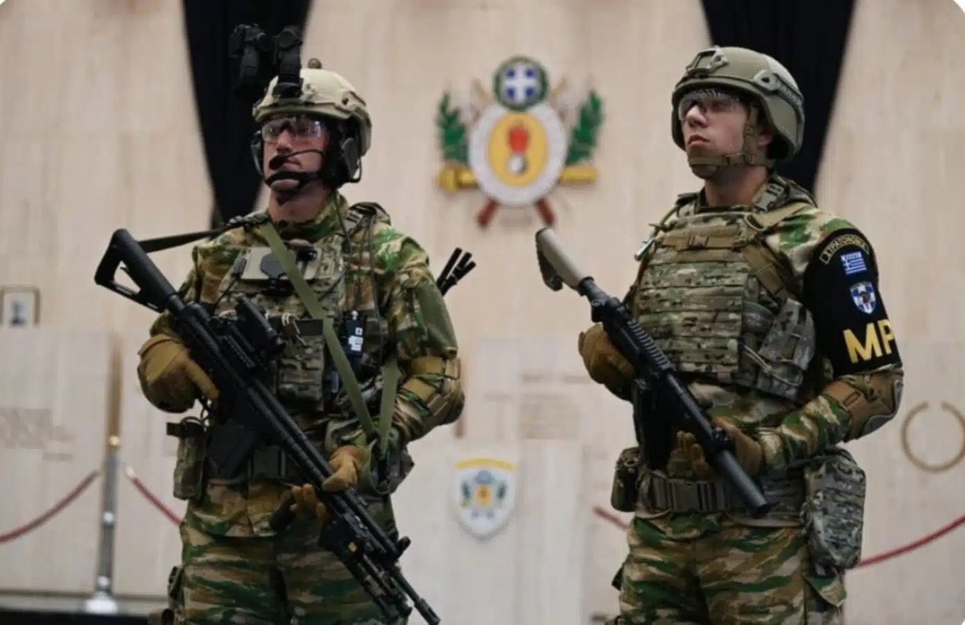 Greek combat uniform
