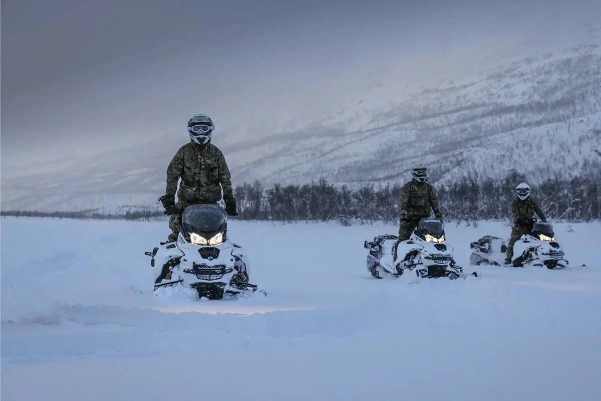 Lynnx Brutal snowmobile