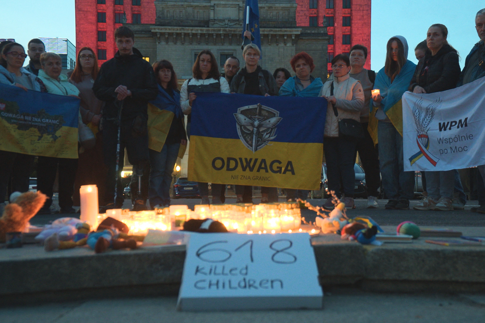 Ukrainians living in Poland take part in a vigil for victims of the Russian attack on Sumy on Palm Sunday in Warsaw, Poland on 13 April, 2025. (Photo by Jaap Arriens/NurPhoto) (Photo by Jaap Arriens / NurPhoto / NurPhoto via AFP)