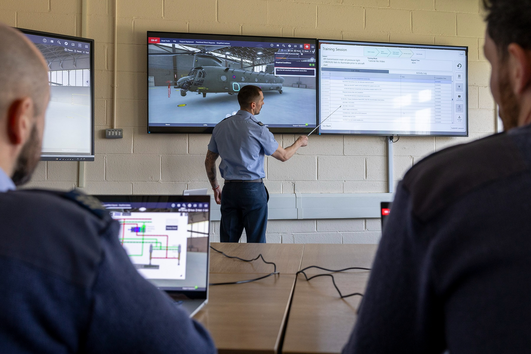 Classroom with a Virtual Maintenance Trainer solution