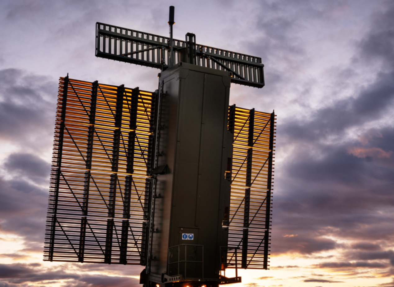 Lanza 3D-LRR (Long Range Radar).