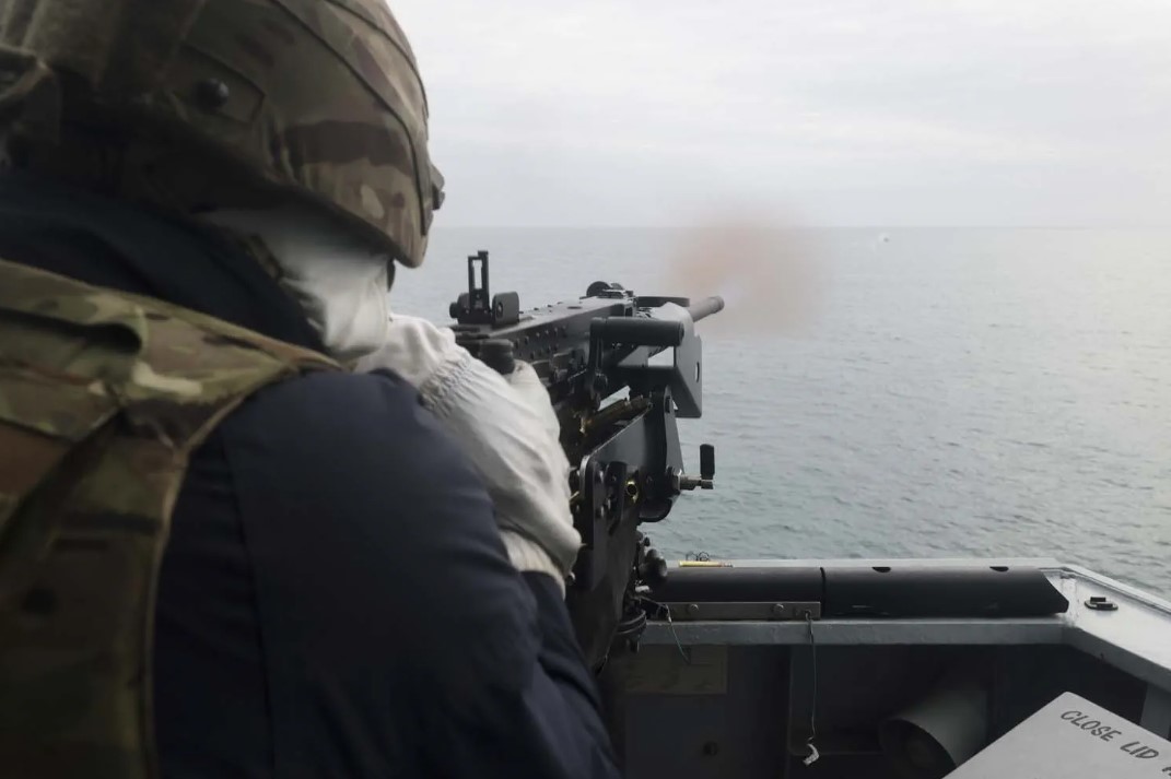 HMS Dauntless took part in a live-firing exercise shooting down drones.