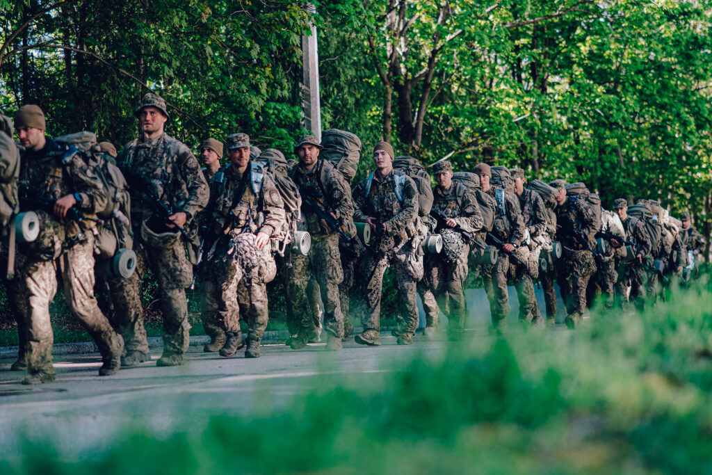 Combat Endurance Course 2025 has ended The Latvian National Defence Academy has completed a Combat Endurance Course, during which future officers performed various tasks under conditions of increased strain, stress and fatigue. Photo: Armīns Janiks (Ministry of Defence)