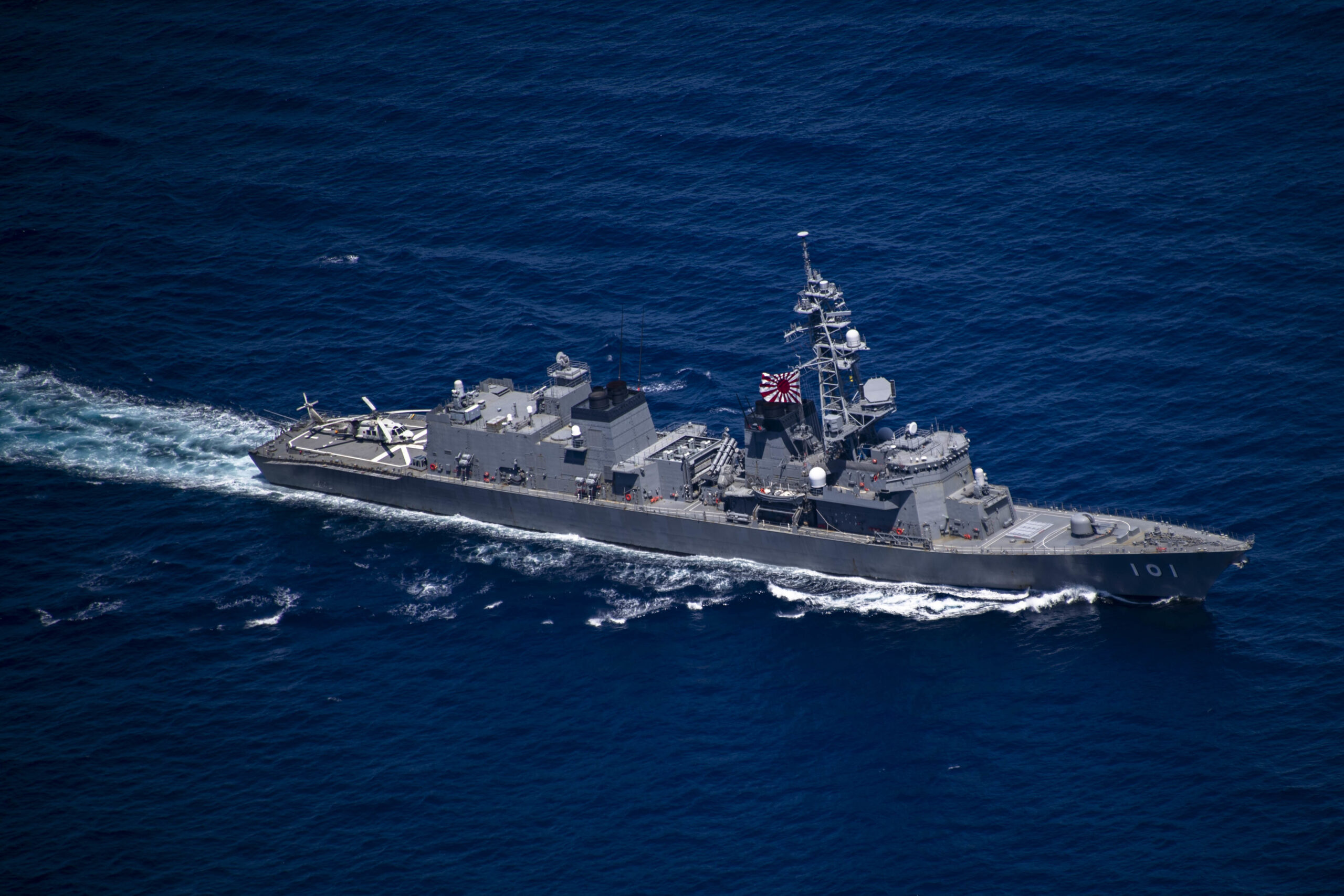 211030 -N-HS181-2313 SOUTH CHINA SEA (Oct. 30, 2021) Japan Maritime Self-Defense Force (JMSDF) Murasame-class destroyer JS Murasame (DD 101) transits the South China Sea, during operations with U.S. Navy Carrier Strike Group (CSG) 1, Oct. 30, 2021. Elements of JMSDF and CSG 1 are conducting bilateral operations in the South China Sea. (U.S. Navy photo by Mass Communication Specialist 2nd Class Haydn N. Smith)