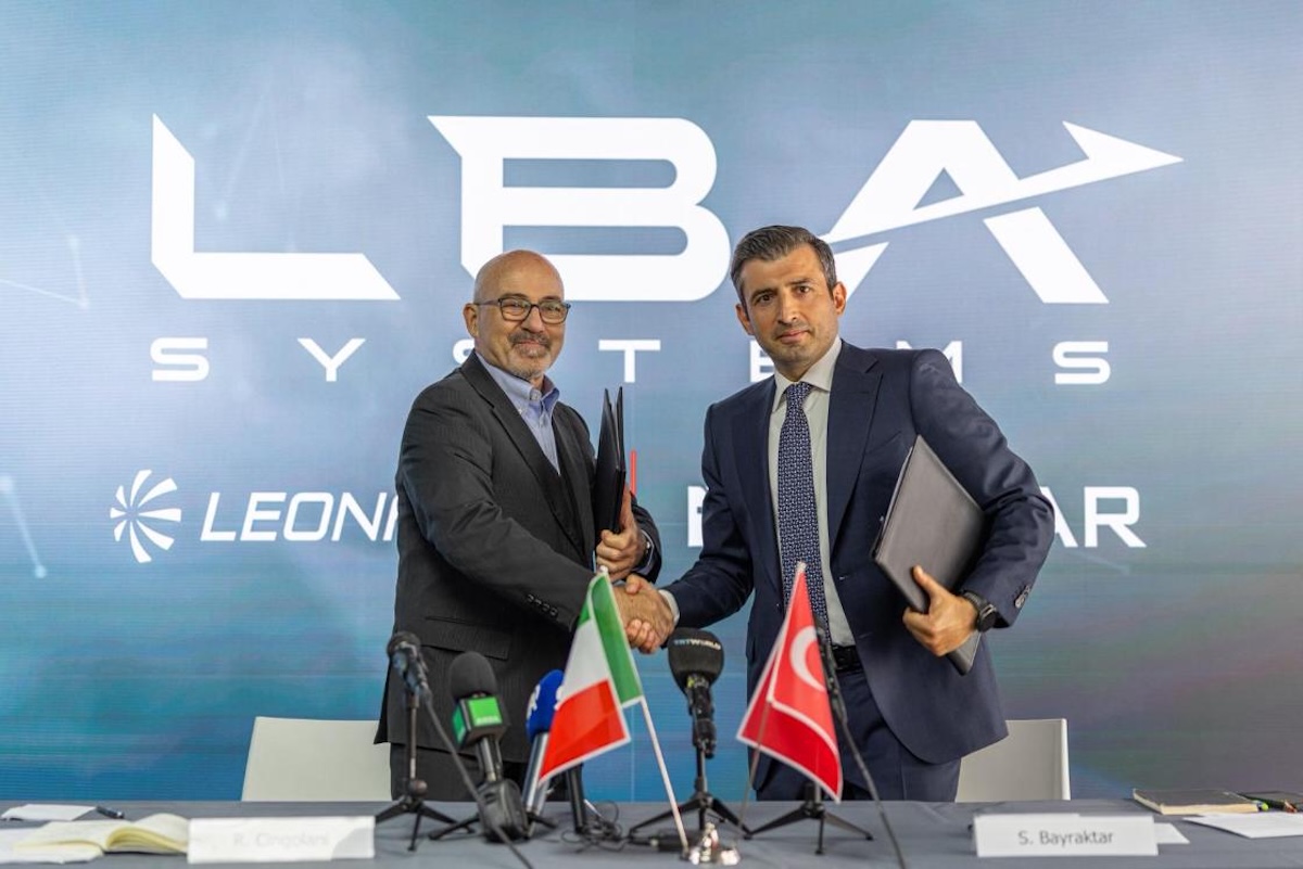 Leonardo and Baykar officials establish the LBA Systems joint venture on unmanned aerial systems by signing the deal at the Paris Air Show