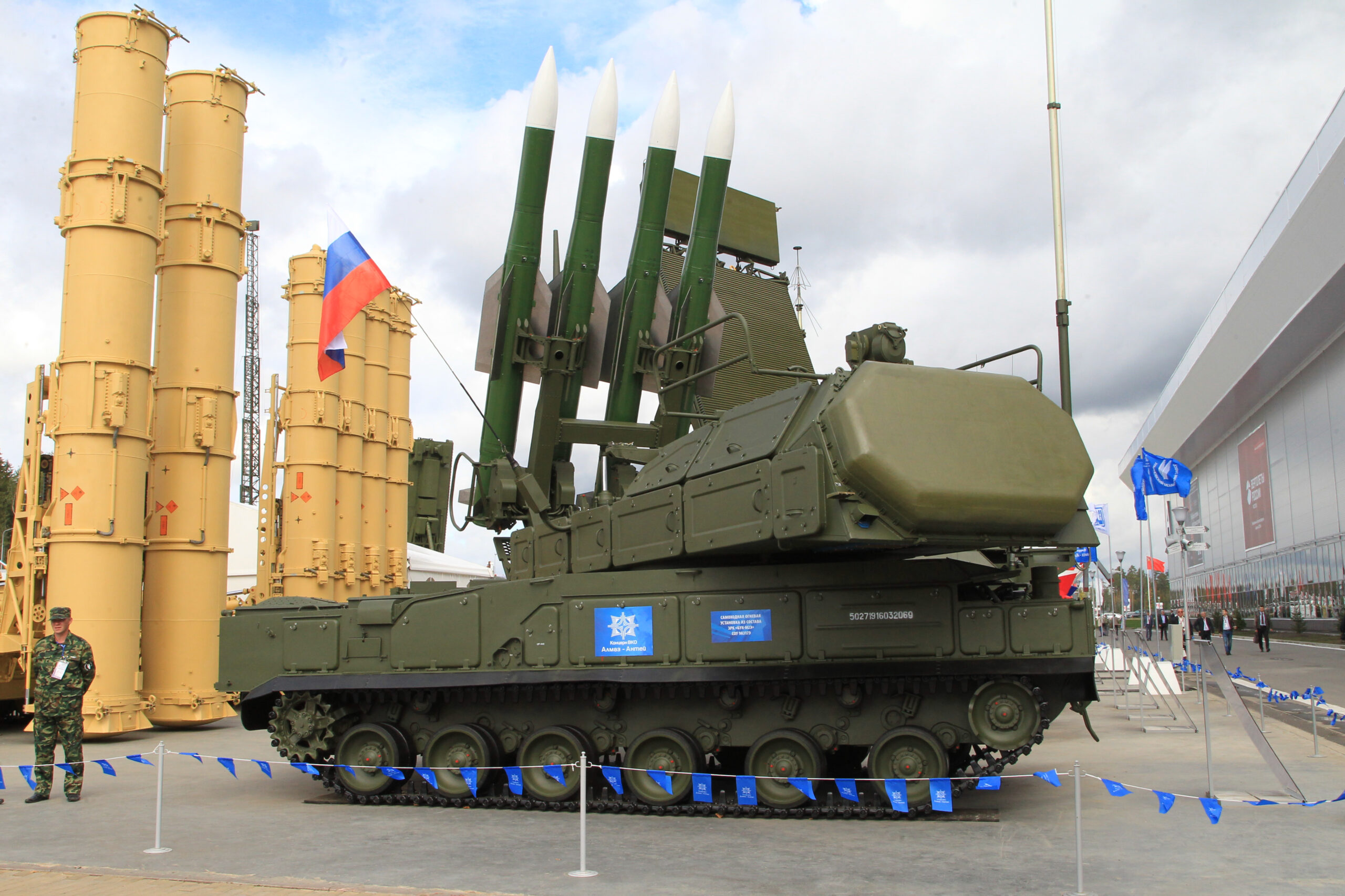 A Buk-M2E (9K317E) air defense system. Photo: Rosoboronexport