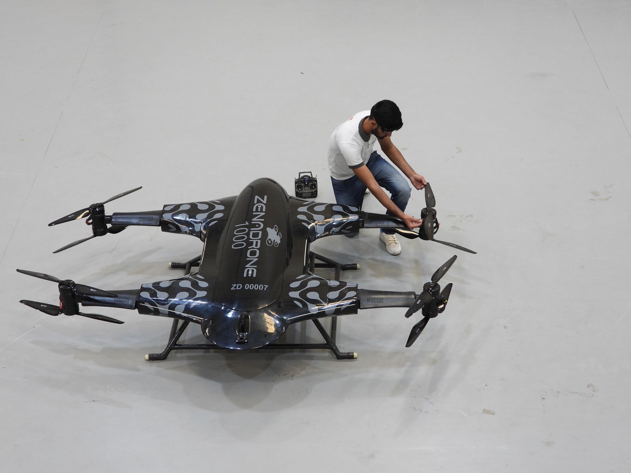 The ZenaDrone 1000 UAS