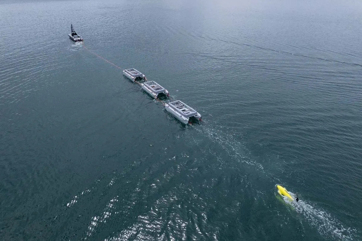 Combined Influence Minesweeping system