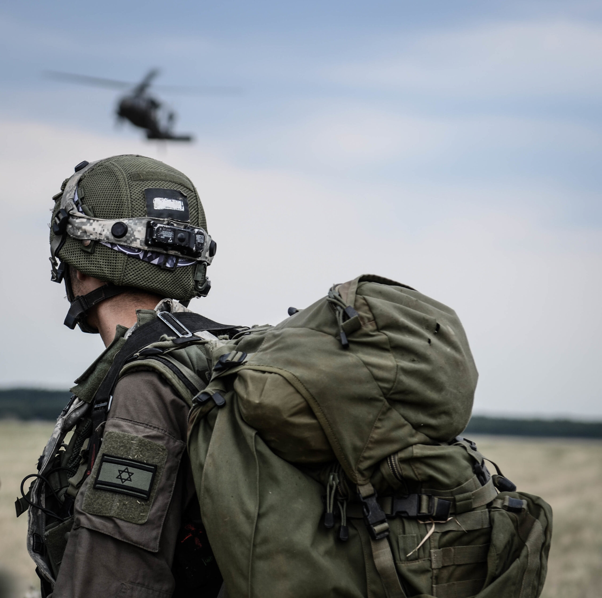 MIROSLAWIEC, Poland -- Sky Soldiers with the 173rd Airborne Brigade teamed with Israeli Defense Forces and Italian Folgore Brigade Paratroopers for air assault operations during Exercise Swift Response 18 in Poland.