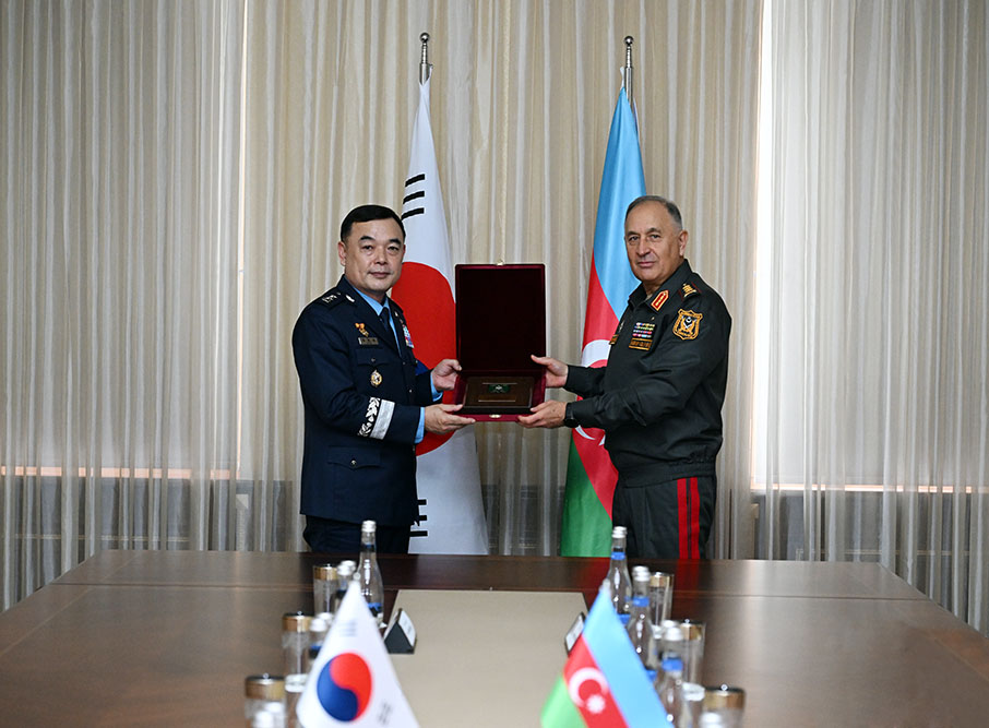 Azerbaijan and South Korea representatives during a defense cooperation talks in Baku