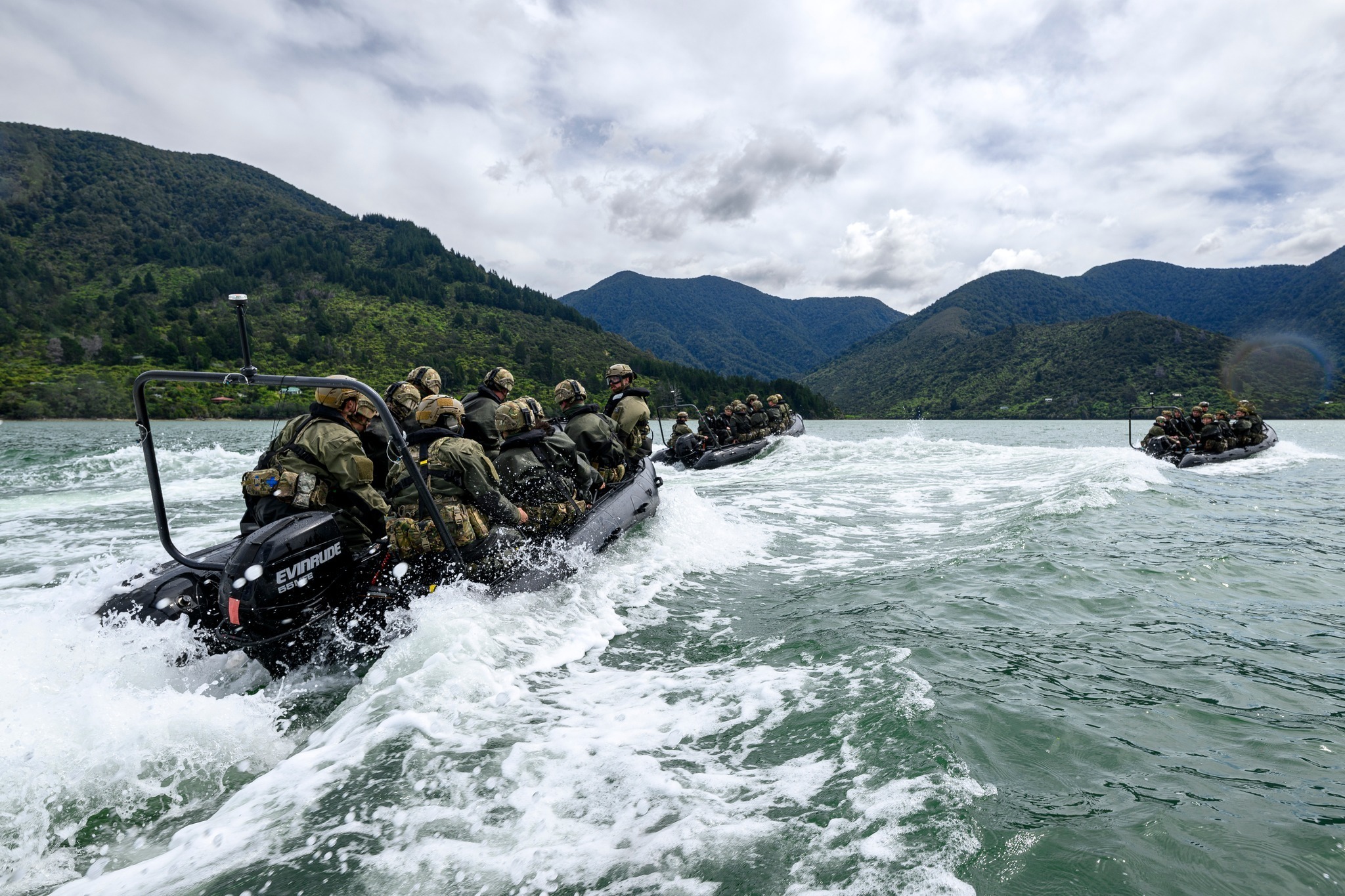 3 Field Engineers take a platoon on a boat familiarisation, including a tactical drop off and a quick departure from a site. Exercise Cassino is a 2/1 Battalion exercise held in the Marlborough Region in order to assess the High Readiness Tactical Unit's ability to deploy on stability and support operations
