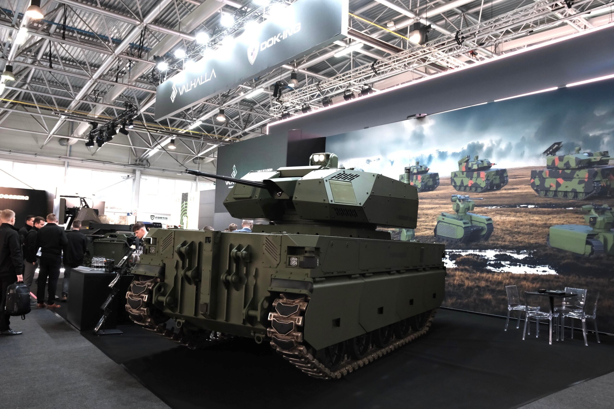 DOK-ING’s MV-8 Komodo robotic platform with Valhalla’s Mangart 25 AD turret is on display at the SIDEC 2025.