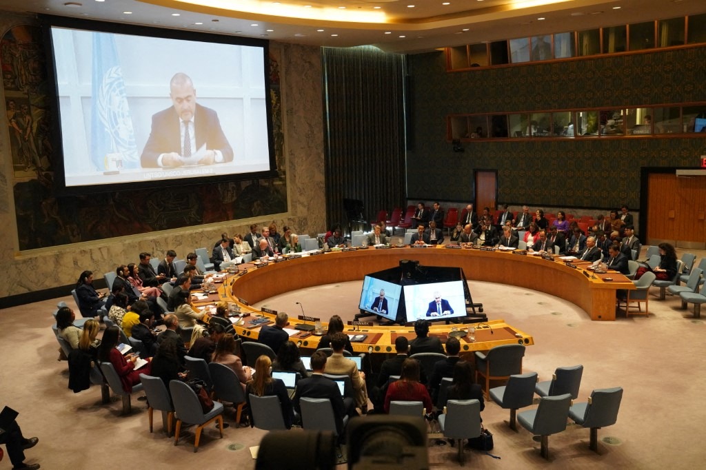 UN Security Council convenes to address the ceasefire in Gaza, featuring delegates from various member nations.