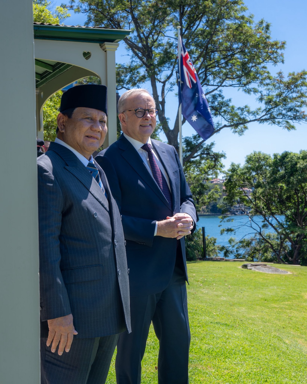 Australian PM Anthony Albanese welcomes Indonesian President Prabowo Subianto.