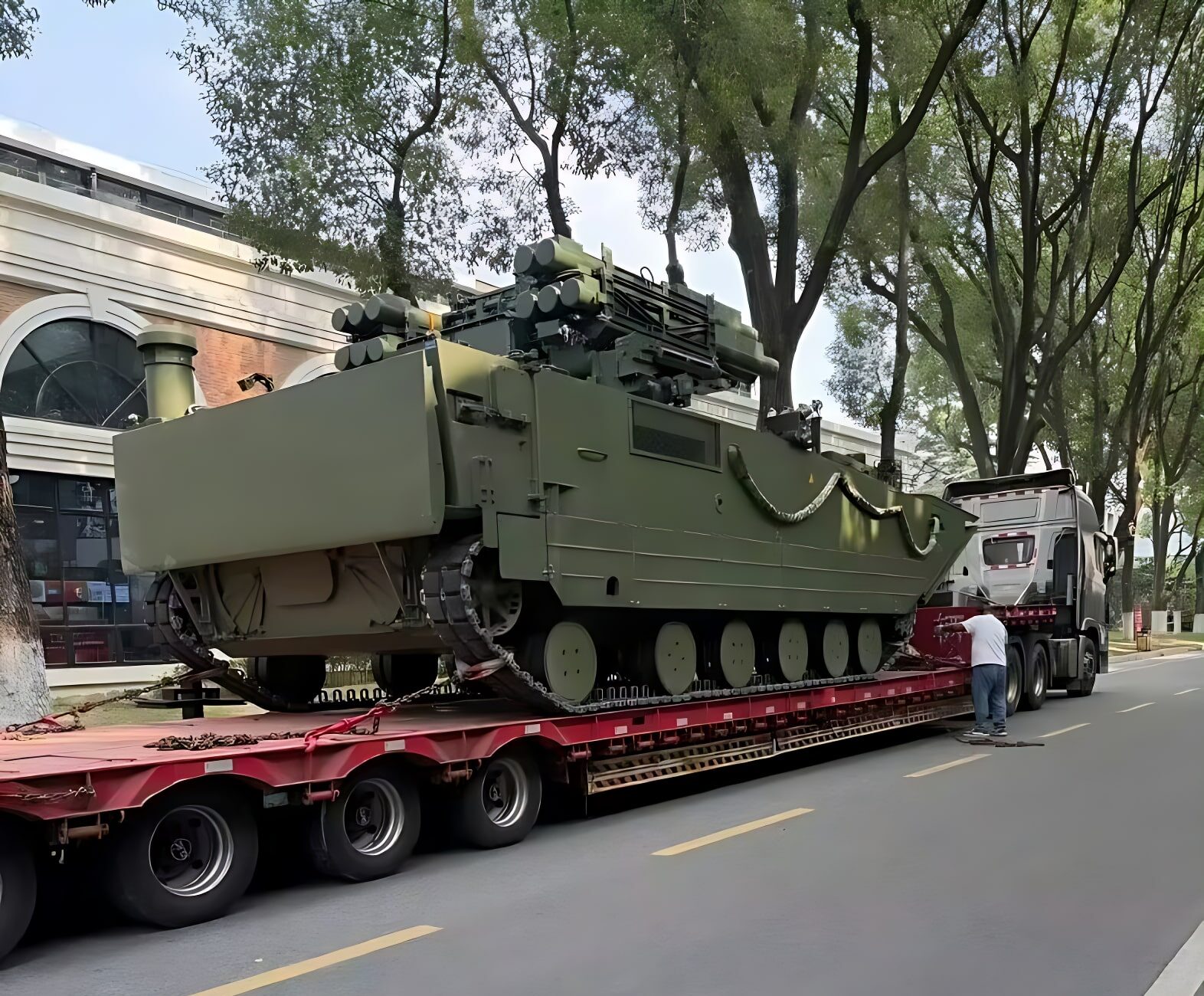 CHINA amphibious HQ-13