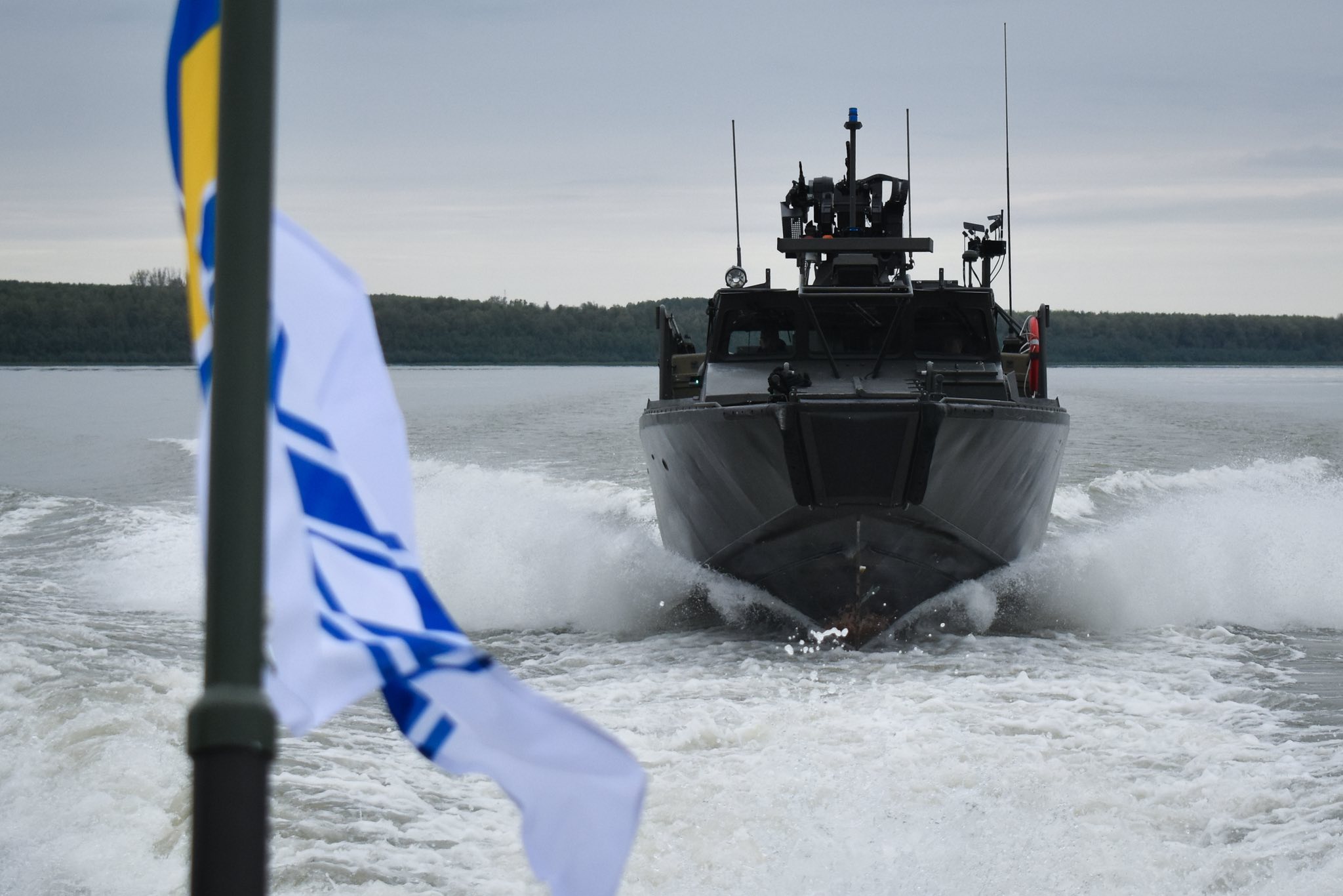 CB90 boats