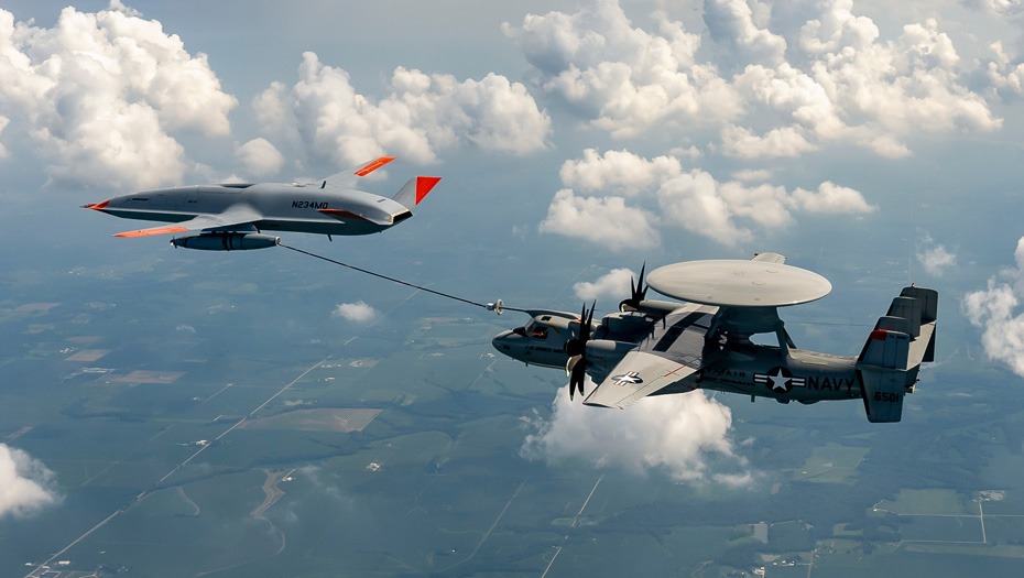 MQ-25 T1 refuels a Navy E-2D Hawkeye