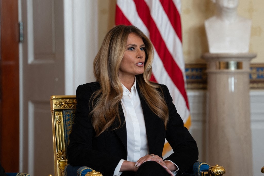 First Lady Melania Trump meets with freed American-Israeli hostage Keith Siegel and his wife, Aviva Siegel, in the Blue Room of the White House in Washington, D.C., on February 4, 2026.