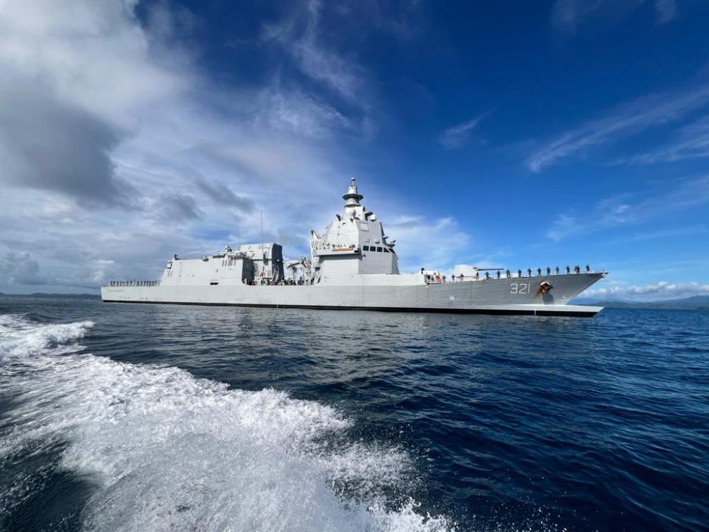 The Brawijaya-class offshore patrol vessel KRI Prabu Siliwangi (321)