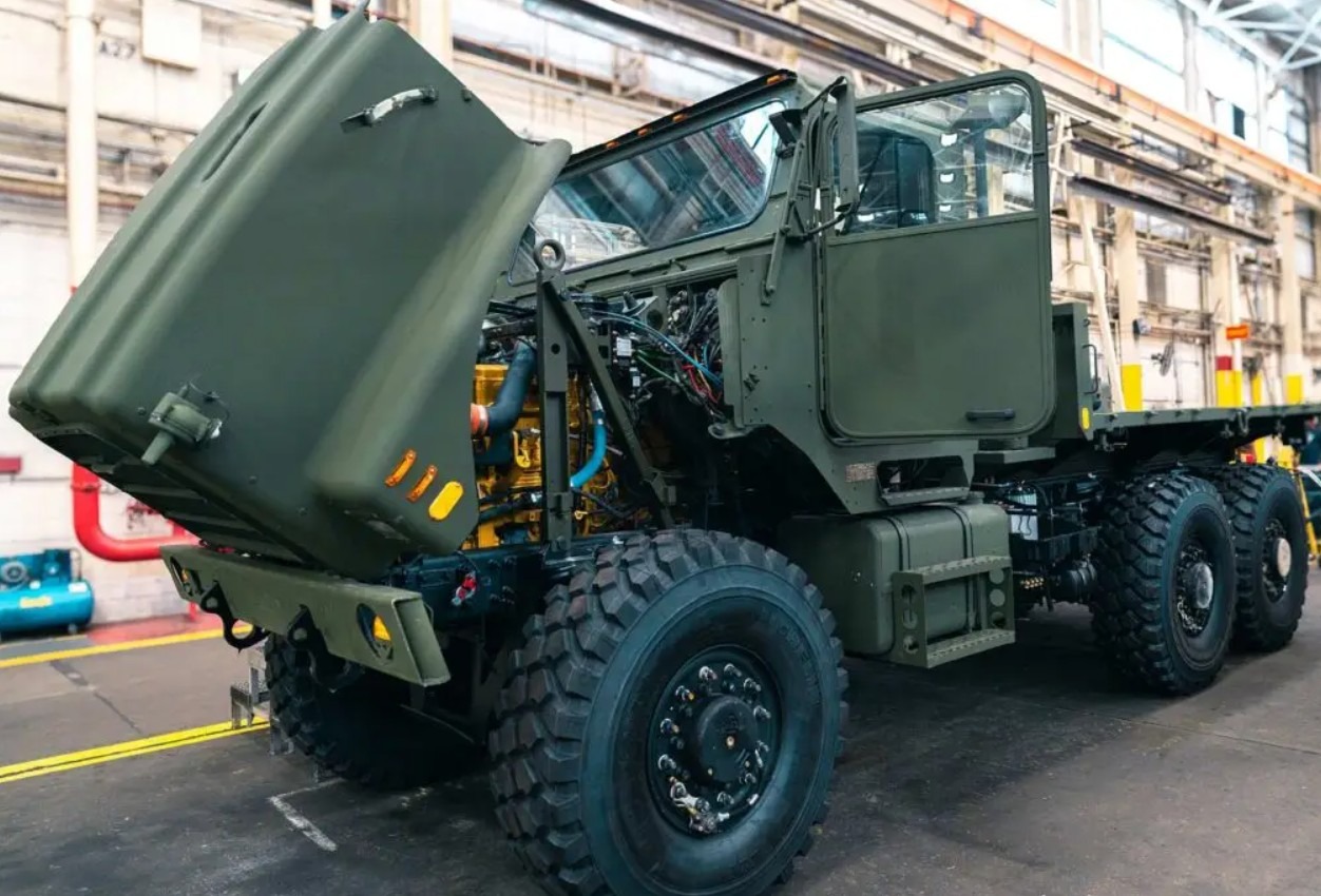 Oshkosh will support advanced manufacturing for the Marine Depot Maintenance Command.