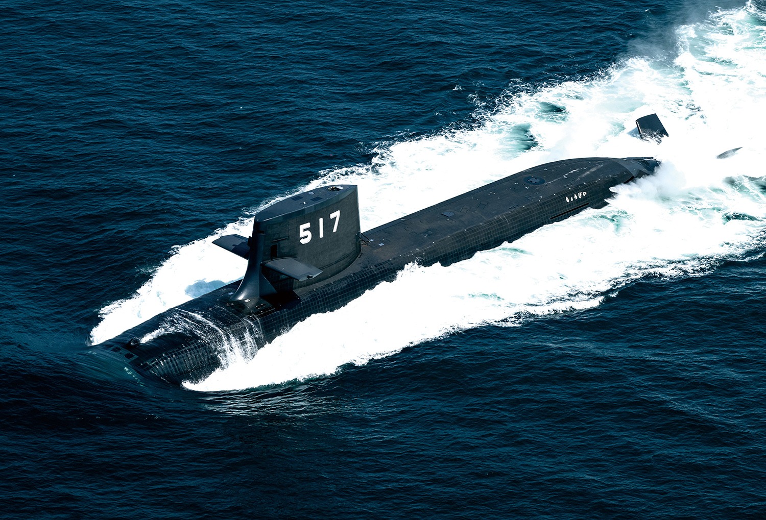 The JS Chōgei (SS-517) Taigei-class attack submarine