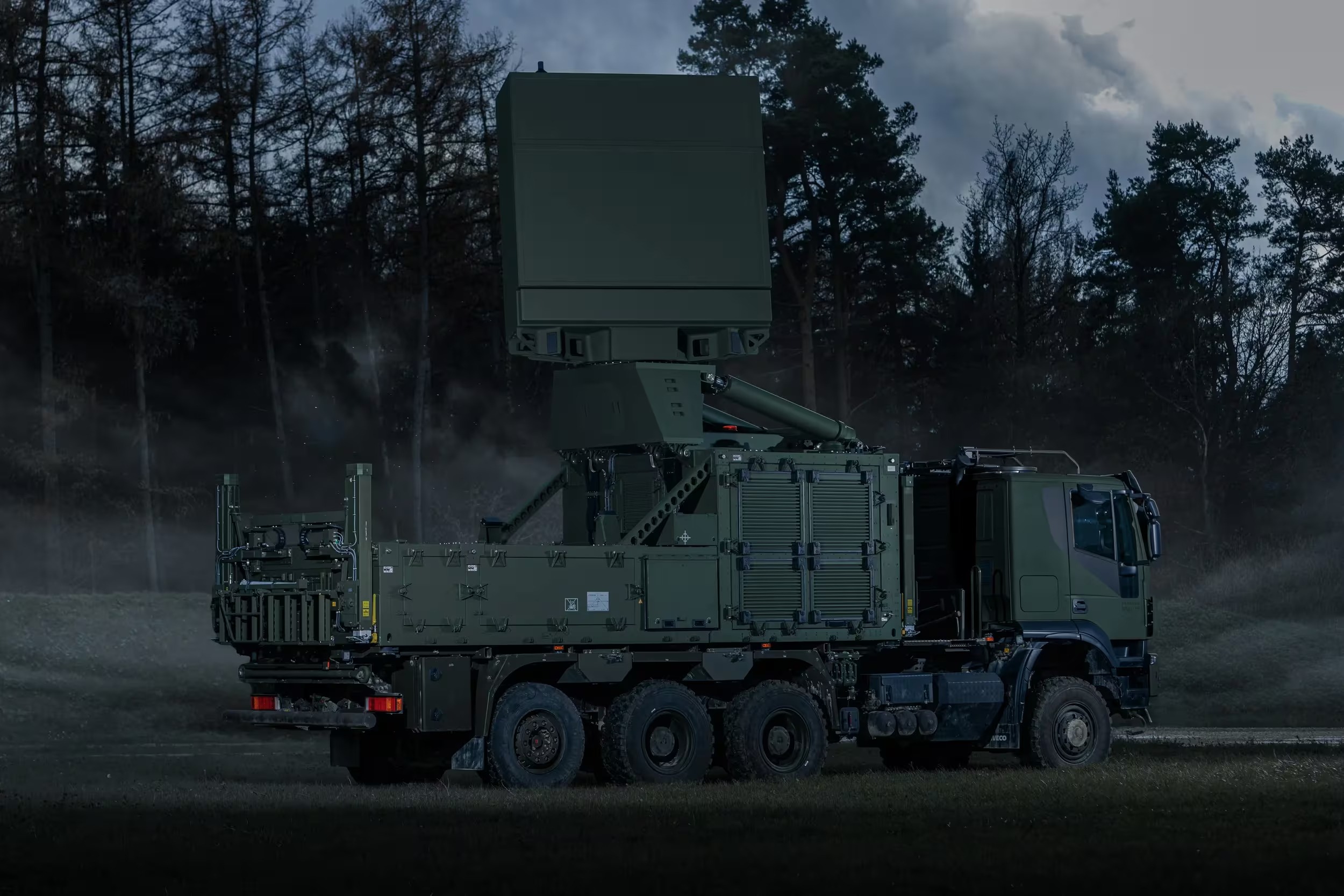 A TRML-4D mobile airspace surveillance radar
